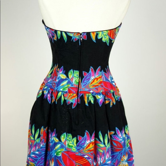AJ Bari Vtg Floral Tapestry Strapless Pleated Fit and Flare Dress | Sz 4 - Picture 5 of 7